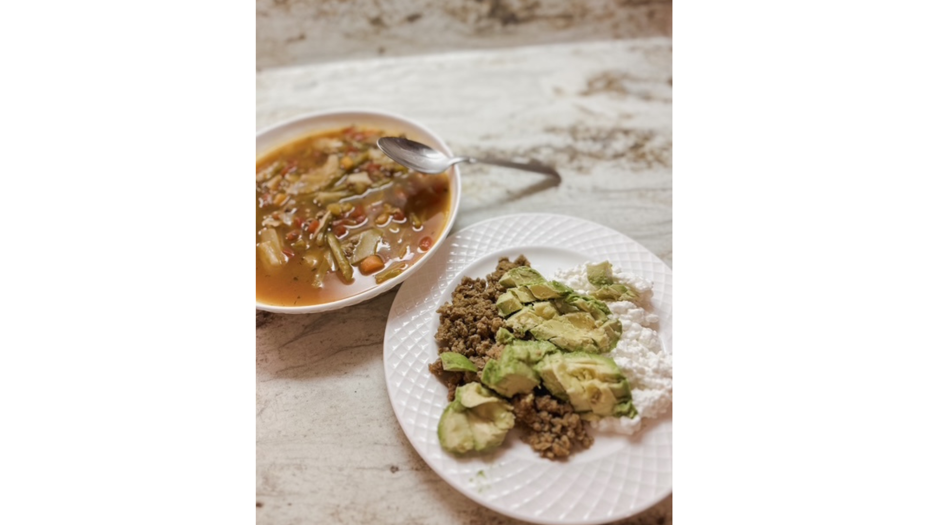 Fueling Midlife Wellness: Why Midlife Women Need a High-Protein, High-Fiber, and Healthy Fat Diet